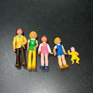Vintage Fisher Price loving family  Doll house